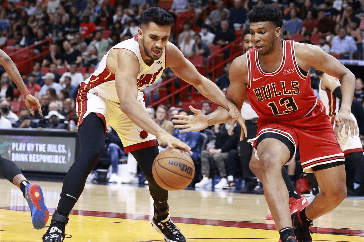 开云平台-关于今夜尤文图斯调整名单以备荷甲转折点上海久事再遭质疑，迈阿密热火遗憾出局备战NBA季后赛瞬间刷屏的信息